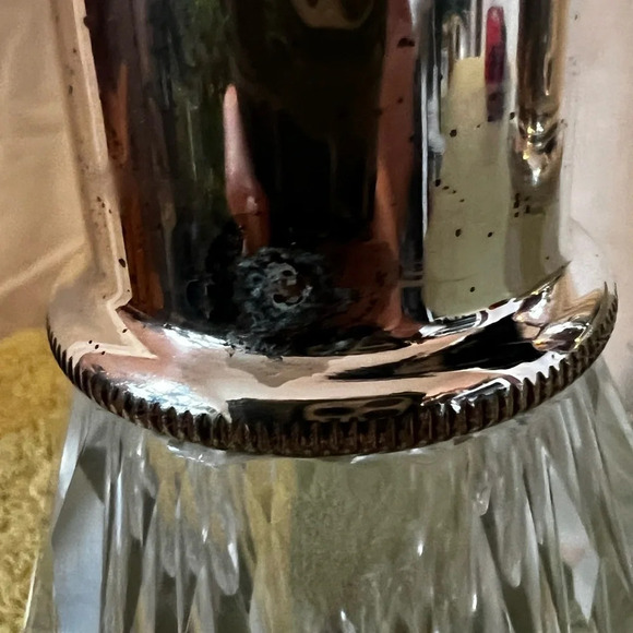 Vintage Faceted Heavy Lead Crystal Salt and Pepper Grinder | Sterling Plate Top - Picture 5 of 8
